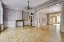 Investment property – 4 units with inner courtyard