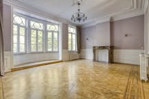 Investment property – 4 units with inner courtyard