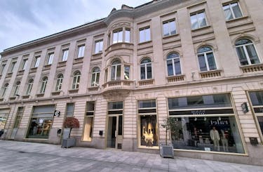 Modern handelspand (177 m²) te huur in centrum Gent