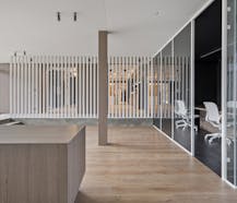 Kantoor (300 m²) Te huur te Torhoutsesteenweg, Zedelgem