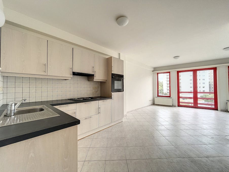 Parc Josaphat - Lovely 1 bedroom flat on the 4th floor.