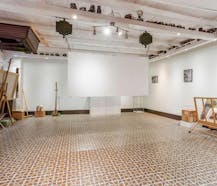 Handelspand met woonst te koop