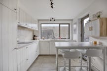 Lichtrijke gezinswoning met 4 slaapkamers te koop in Lauwe!