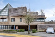 Appartement met drie slaapkamers en garage te koop!