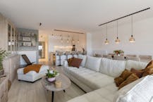 Spacious apartment with terrace and marina view for sale