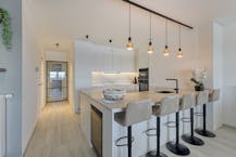 Ruim appartement met terras en zicht op jachthaven te koop