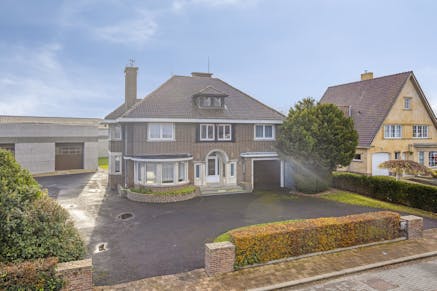 Huis met magazijn te koop Lo