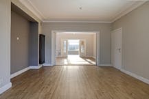 Ruime woning met loods op 2.127m² te Lo-Reninge.