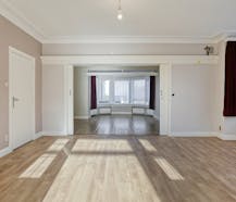 Ruime woning met loods op 2.127m² te Lo-Reninge.