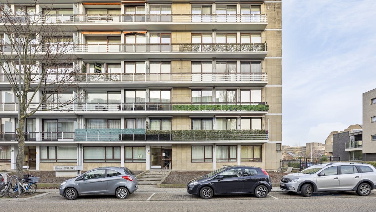 Lichtrijk hoekappartement met 2 slaapkamers