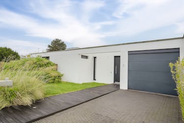 Architecturale patiowoning met tijdloze klasse