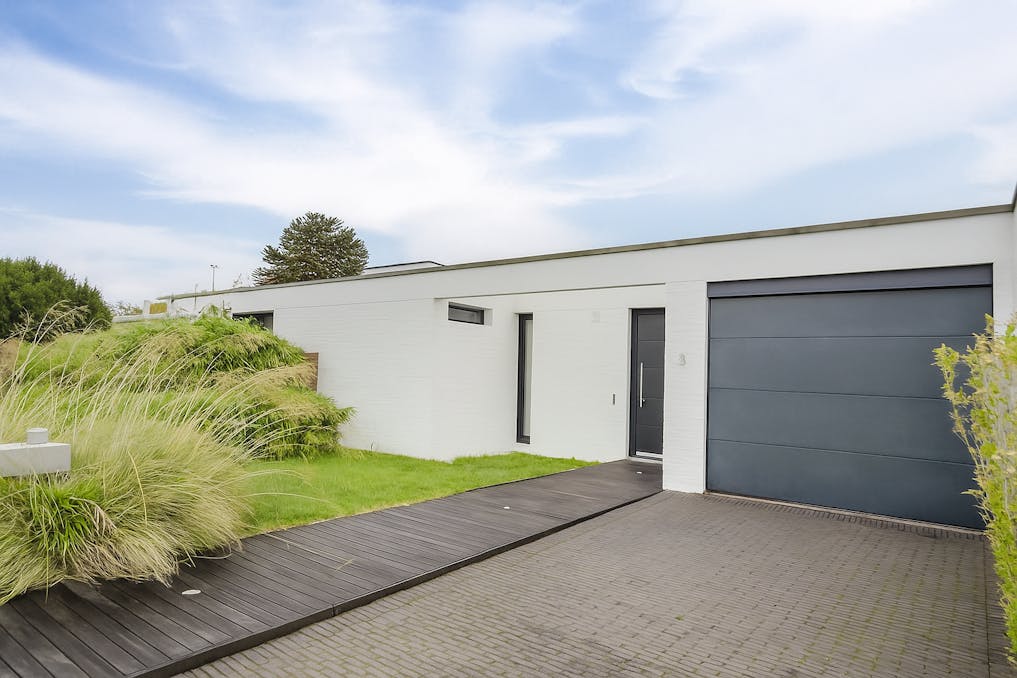 Architecturale patiowoning met tijdloze klasse