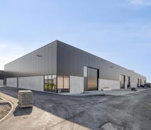 Nieuwbouw KMO-unit van ca. 180 m² in project Saturnus