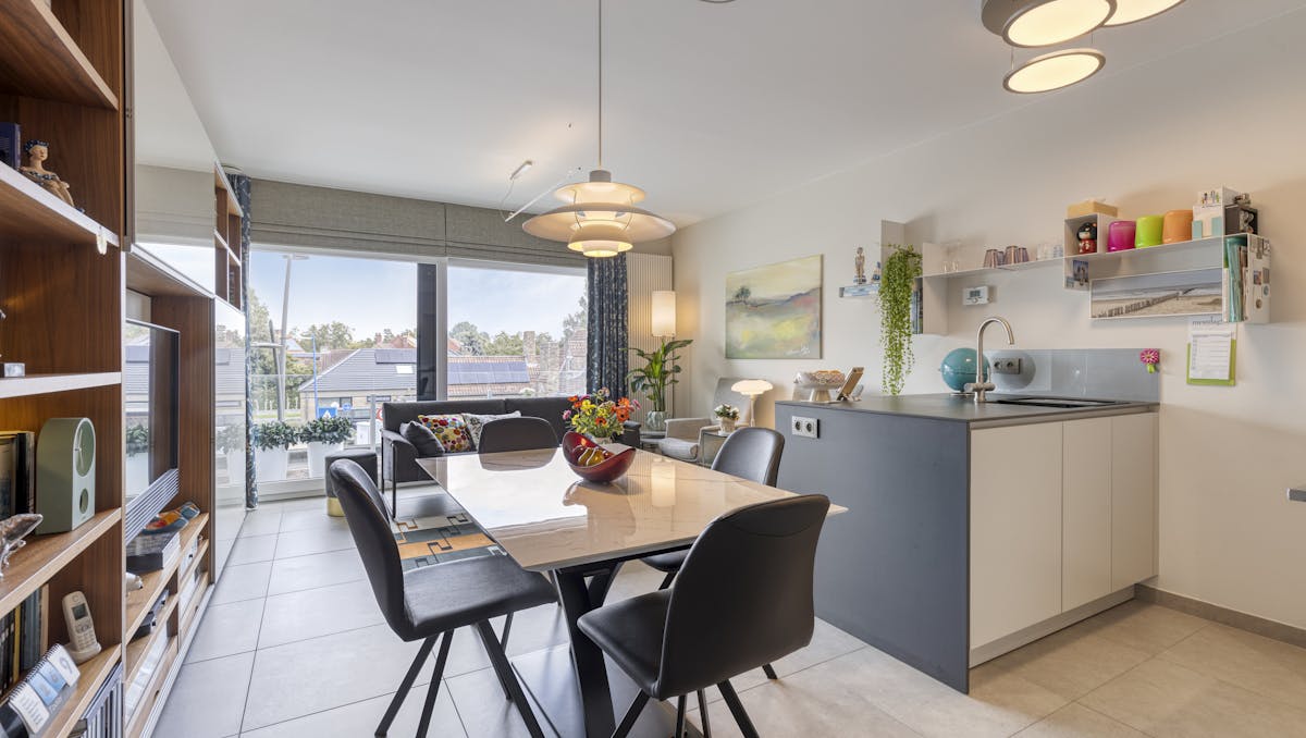 Instapklaar appartement met ruim terras in Koksijde dorp