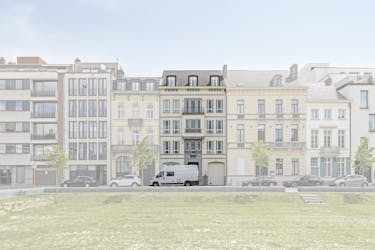 Kantoorgebouw te huur in Kortrijk