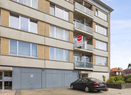 Appartement (90 m²) met 2 slaapkamers, 2 terassen en garagebox te koop in Wilrijk