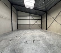 Nieuwbouw KMO-unit van ca. 180 m² te huur in project Zeus