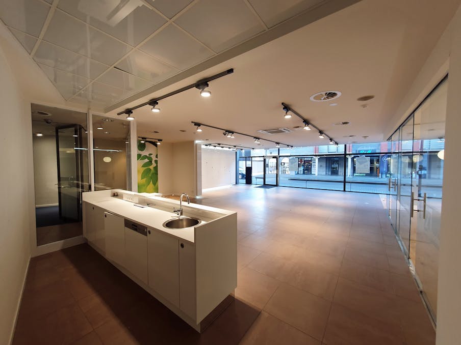 Kantoren (581 m²) te huur in centrum Oudenaarde