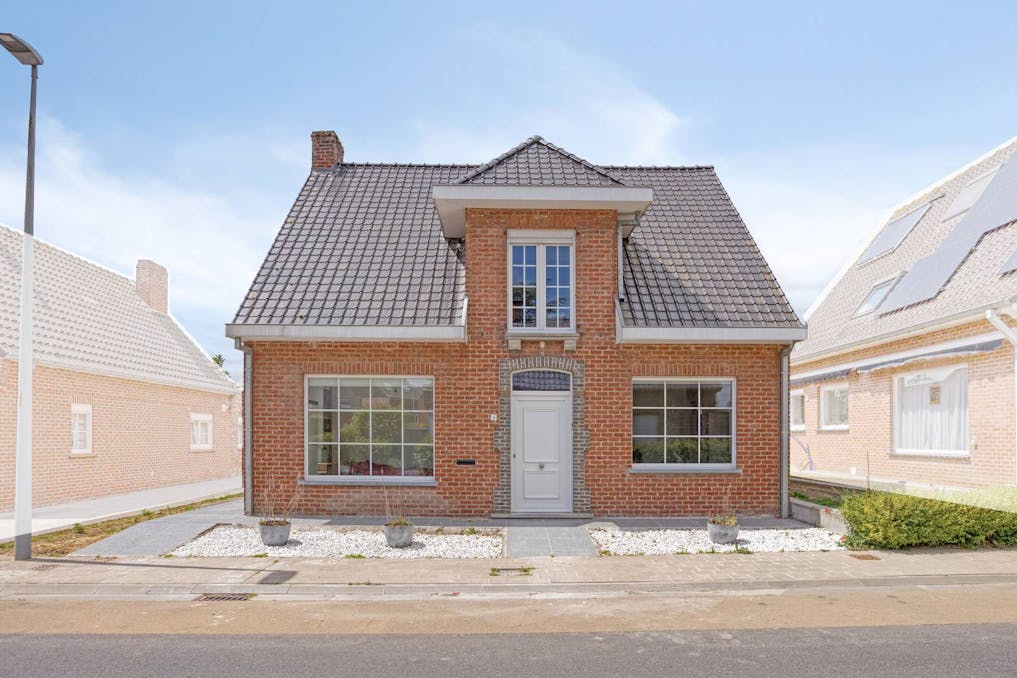 Alleenstaand huis te koop in Reningelst