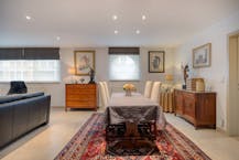 Ruim woonappartement met 3 slaapkamers aan het Begijnhof te koop!