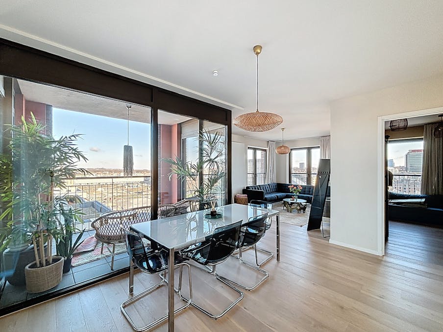 Furnished apartment for rent on the tenth floor at T&T