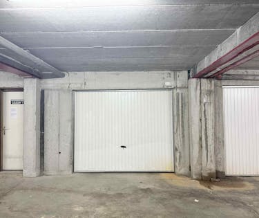 Ruime garagebox te huur op topligging te Middelkerke!