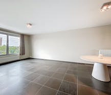 Appartement met 2 slaapkamers en garagebox te huur in Wevelgem