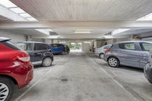 Magazijn met bovenliggend appartement te koop in Wilrijk