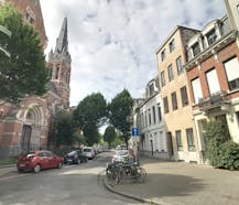 Huis met 8 studio's te koop in Antwerpen