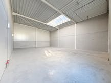 Nieuwbouw KMO-unit (216 m²) te huur in Evergem