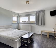 Instapklare woning met 3 slaapkamers en garage te Adinkerke.