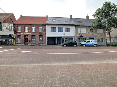 Opportuniteit: opbrengsteigendom te koop in Wuustwezel!