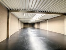 Opportuniteit: opbrengsteigendom te koop in Wuustwezel!