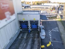 Vastgoedvennootschap met verhuurd bedrijfsgebouw te koop in Kuurne