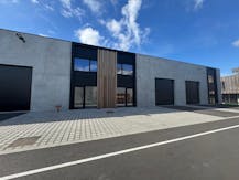 Nieuwbouw KMO-unit van ca. 274 m² op topligging in Oudenburg