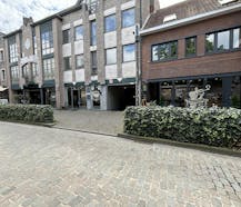 Ondergrondse autostaanplaats te huur in het centrum van Hasselt