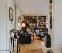 Karaktervolle, architecturale villa te koop in Wevelgem!