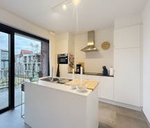 Recent appartement met 1 slaapkamer te huur aan de Leie in Kortrijk