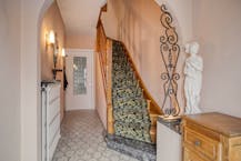 Op te frissen huis op toplocatie te koop in Sint-Michiels