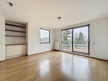 Uccle - Penthouse d'une chambre + terrasse + parking. 