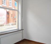 Stadswoning met 4 slaapkamers en koertje in hartje Ieper