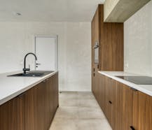 Gerenoveerde duplex met 3 slaapkamers in centrum Veurne.