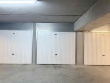 Ruime garagebox te koop te Middelkerke!