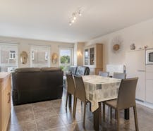 Instapklaar 2-slaapkamerappartement in centrum Merelbeke