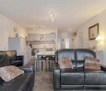 Instapklaar 2-slaapkamerappartement in centrum Merelbeke