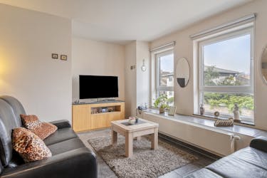 Instapklaar 2-slaapkamerappartement in centrum Merelbeke