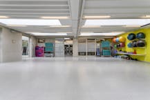 Sportcentrum met woning te koop in Roeselare