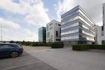 Immeuble de bureaux à vendre d'environ 3 090 m² à Westwing Park