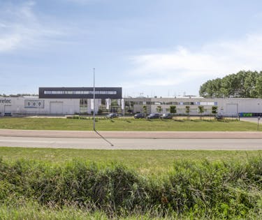 Multifunctioneel Bedrijfsgebouw te Huur in Nieuwpoort