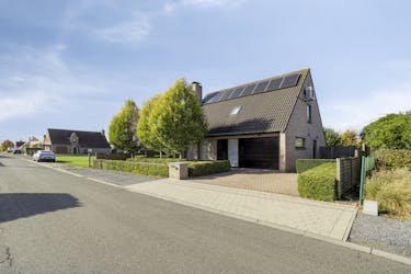 Alleenstaand huis op toplocatie te Rumbeke